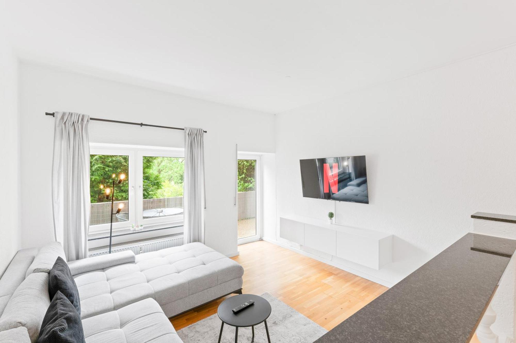 Kingsize Bett, Terrasse, Netflix, Zwei Zimmer Pforzheim Eksteriør billede
