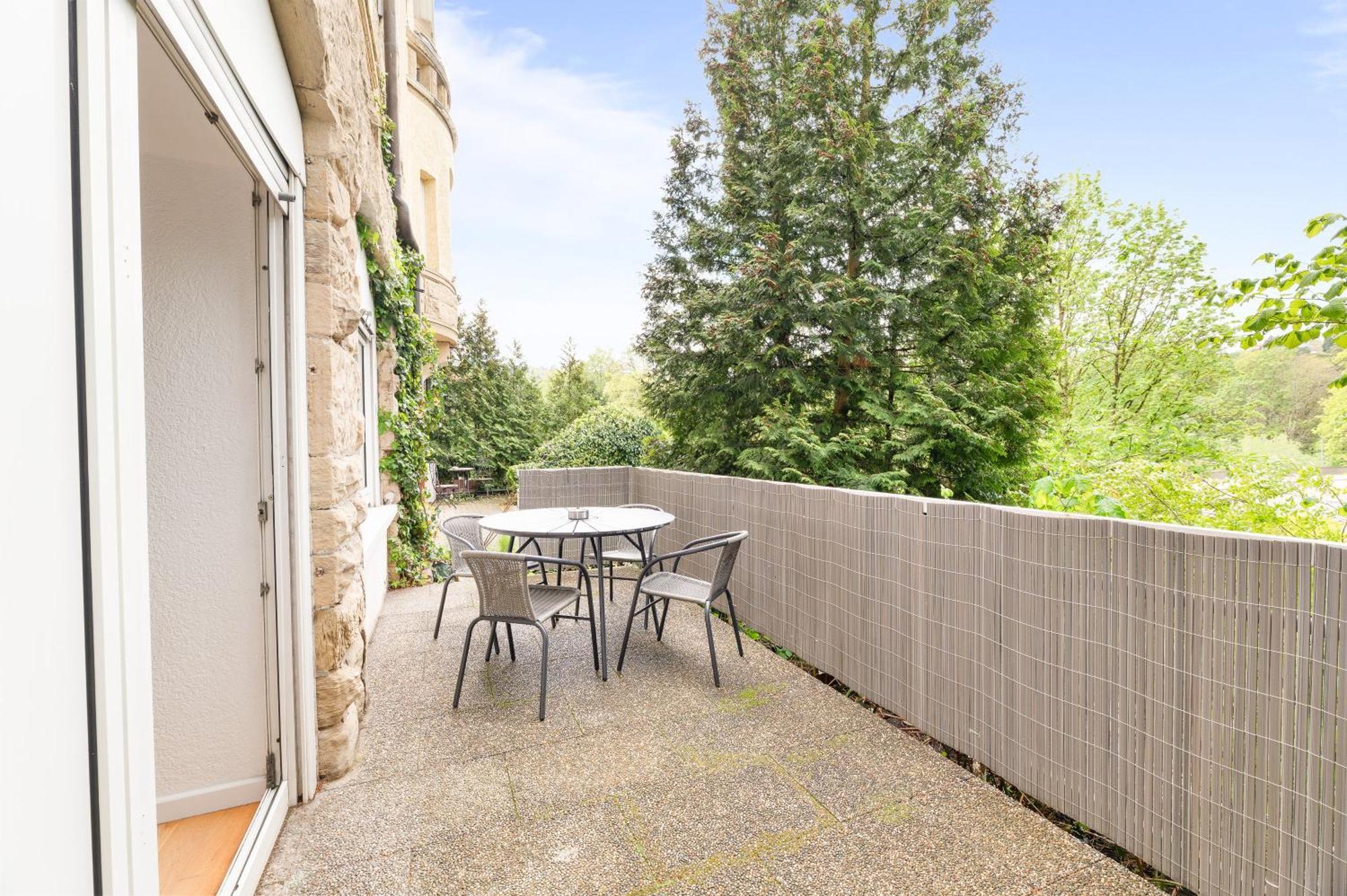 Kingsize Bett, Terrasse, Netflix, Zwei Zimmer Pforzheim Eksteriør billede